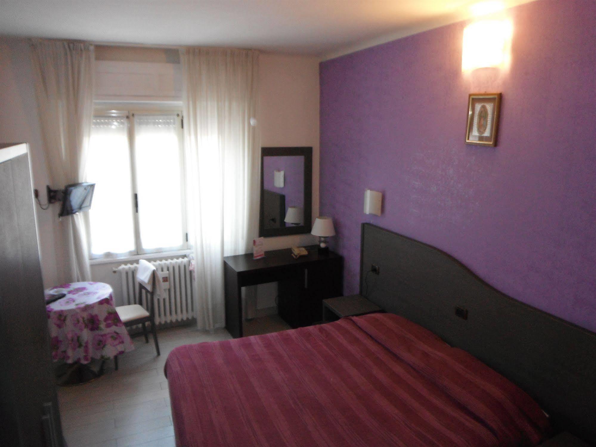 Hotel Renato Sesto San Giovanni Exterior photo