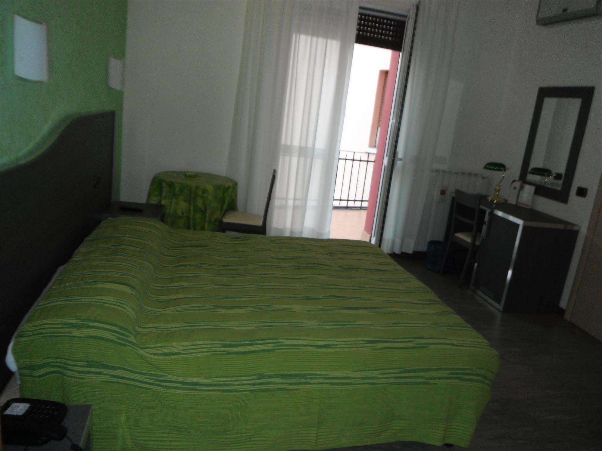 Hotel Renato Sesto San Giovanni Exterior photo
